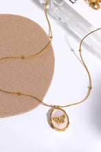 Load image into Gallery viewer, Butterfly Shell Pendant Copper Necklace