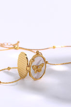 Load image into Gallery viewer, Butterfly Shell Pendant Copper Necklace